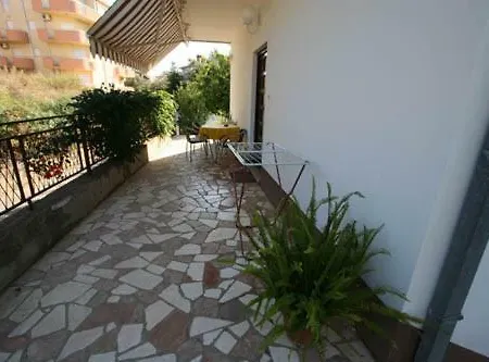 Apartmani A1 Marina, Okrug Gornji Trogir Buitenkant foto