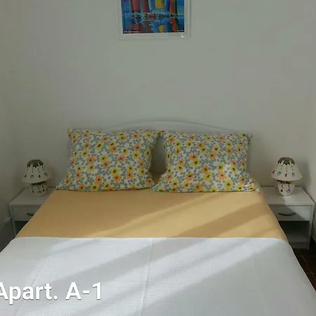 Apartmani A1 Marina, Okrug Gornji Trogir Buitenkant foto
